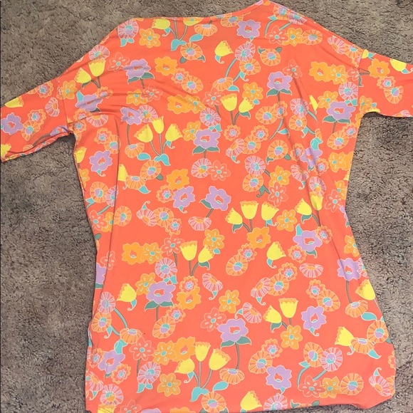LuLaRoe Irma Top - Picture 3 of 3